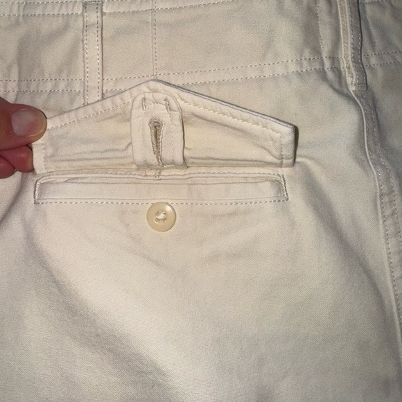 Wilfred Cabot Short - Picture 9 of 10